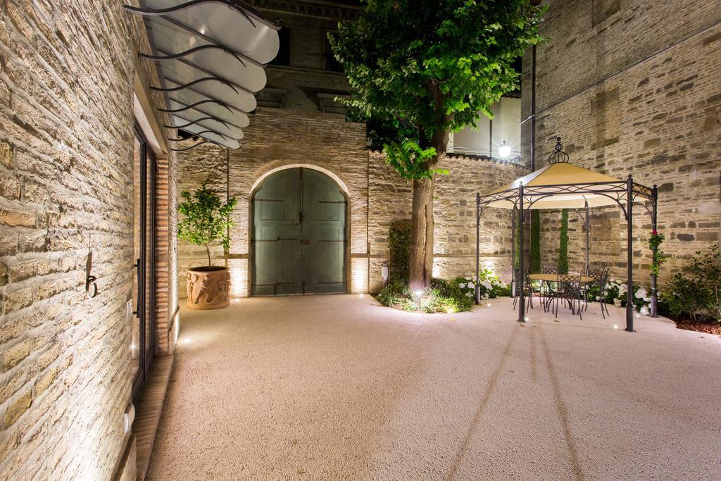 Apartamento Palazzo Gentili San Severino Marche Exterior foto