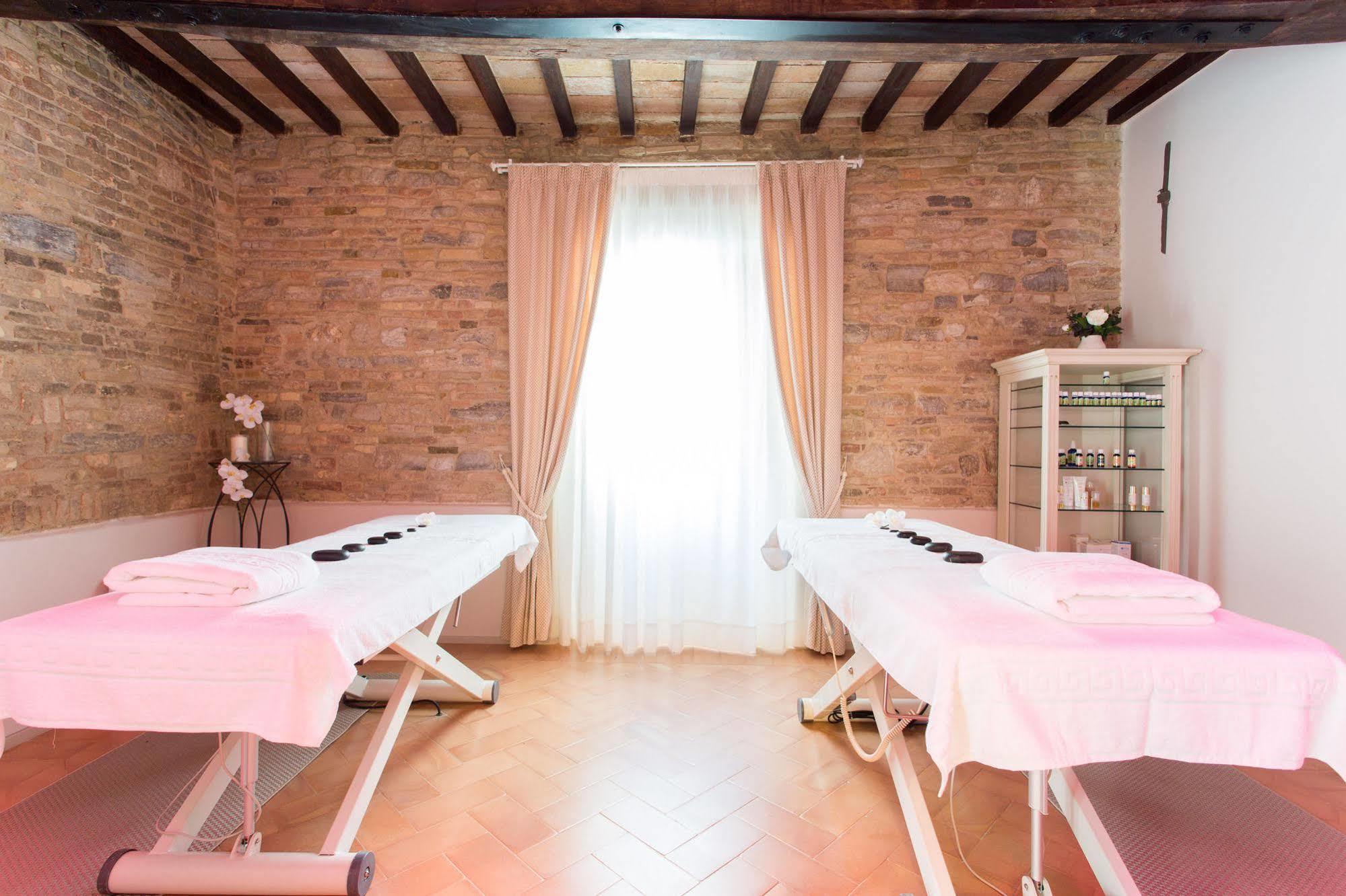 Apartamento Palazzo Gentili San Severino Marche Exterior foto